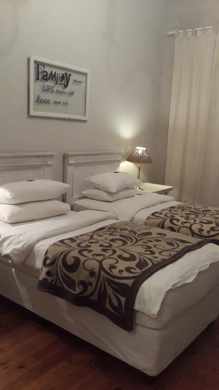 Prince Lodge Cape Town Exterior photo
